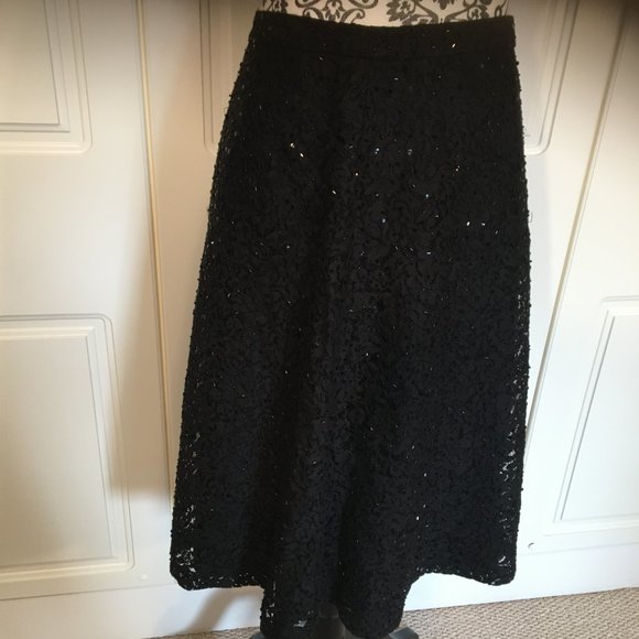 Michael Kors beaded lace black skirt size 4 - Picture 3 of 8